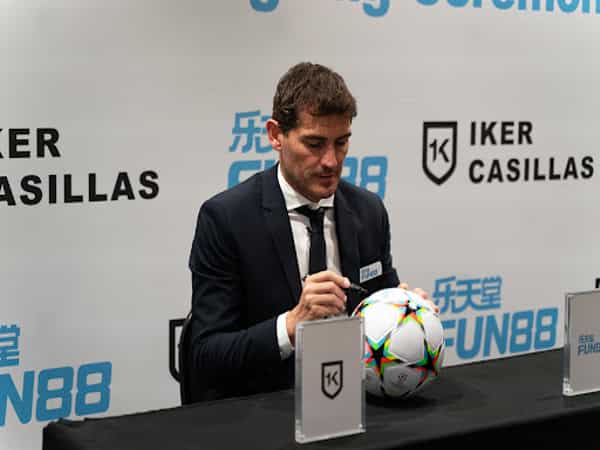 Iker Casillas - Cựu thủ môn nổi tiếng