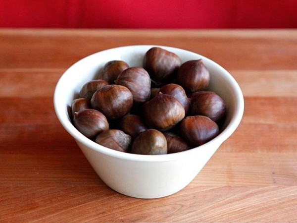 Nằm mơ thấy hạt dẻ đánh con gì ăn chắc