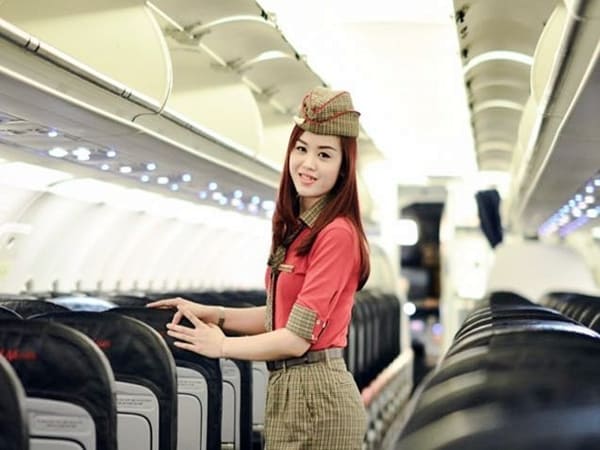 Gặp tiếp viên hàng không đang trong ca làm việc